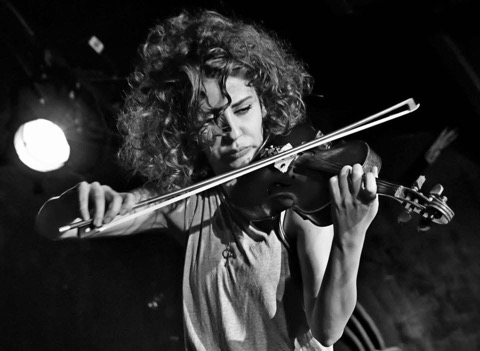 cezaraluciavladescu.com